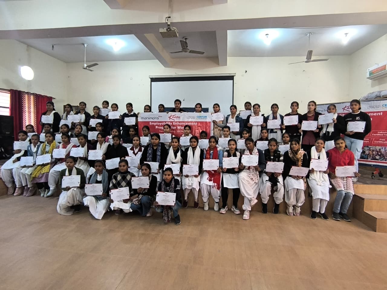 Gleam Naari Education