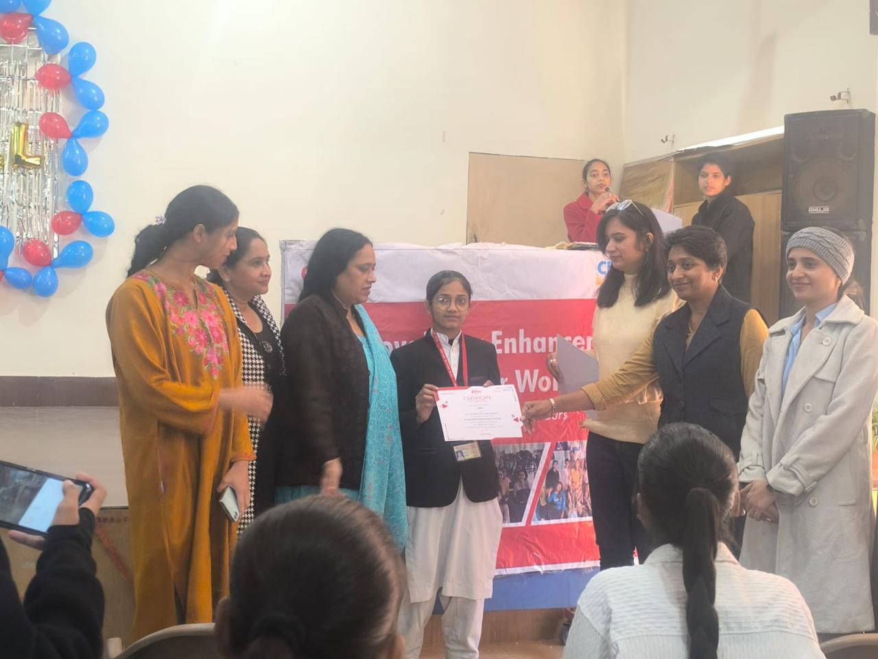 Gleam Naari Education